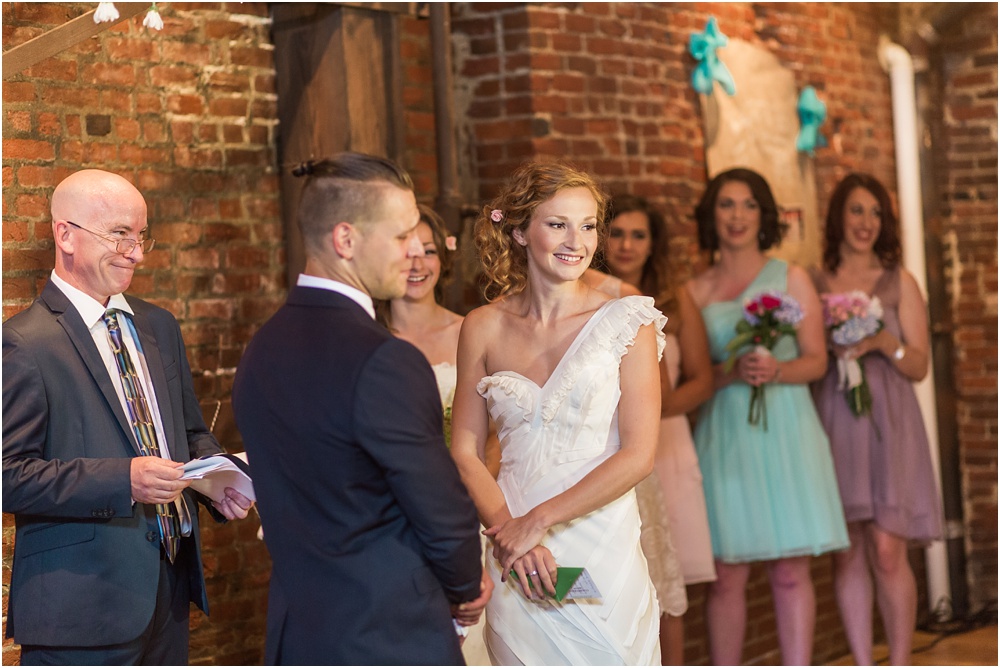 Philadelphia Modern City Romance | MAAS Building Wedding Photographer | Britt and Derek