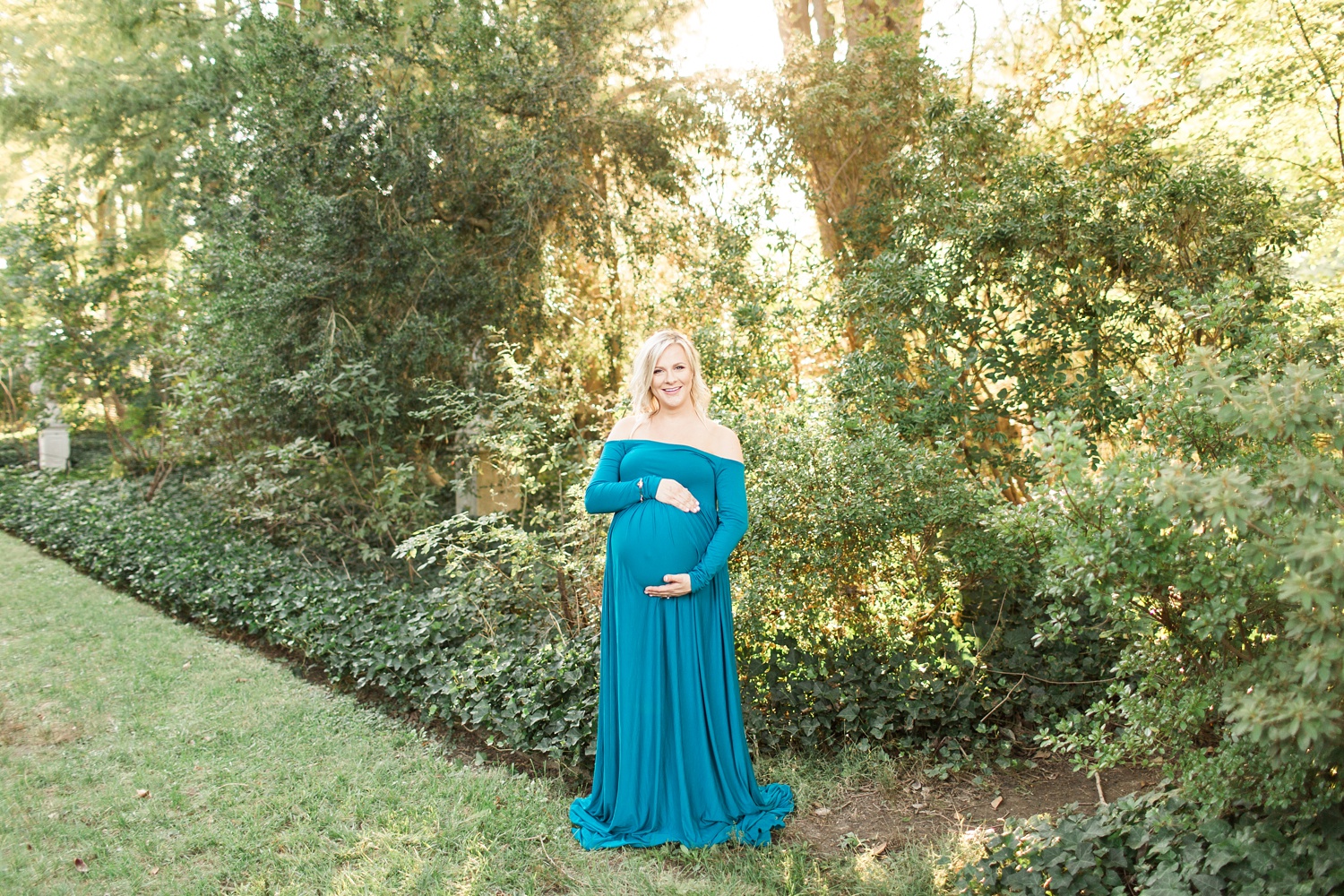 Wilmington DE Maternity Photography | M arian Coffin Gardens at Gibraltar Maternity Session | Ariel