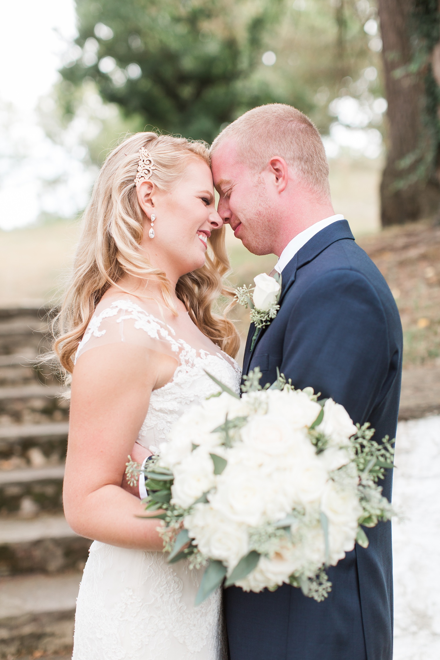 Philander Knox Estate at Valley Forge Wedding Photography | Fall Wedding Inspiration | Laura and Chris