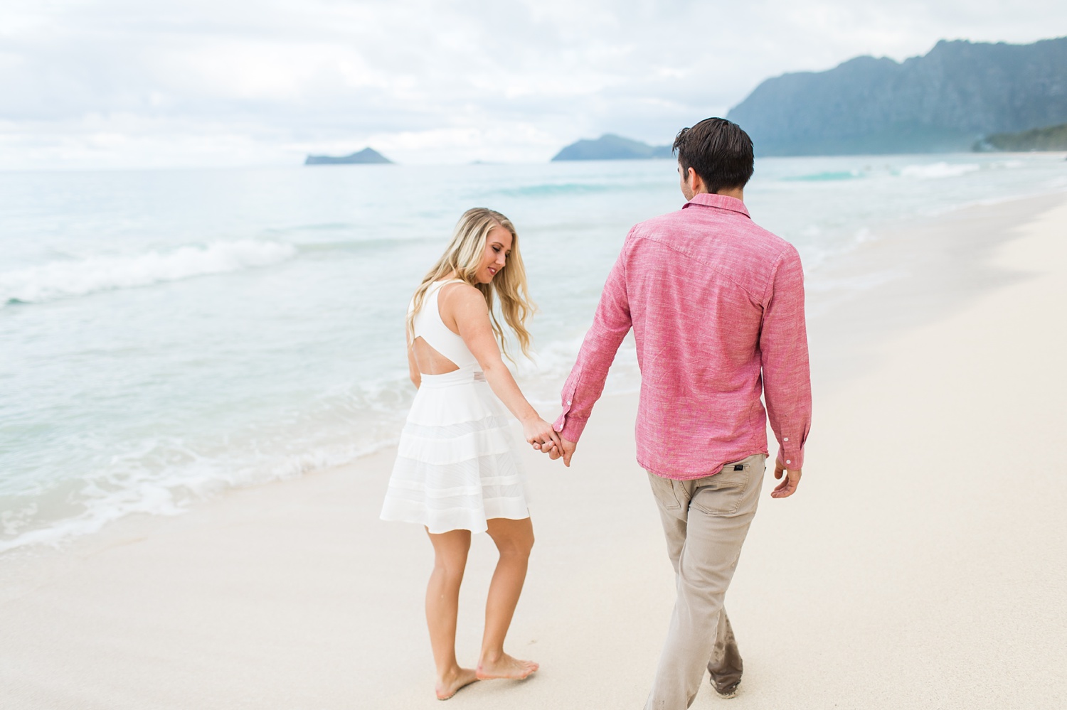 Oahu Wedding Photographer | Hawaiian Destination Wedding Photographer | Heather and Taylor