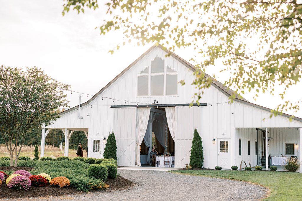 White Barn Wedding Venue in Delmar Maryland
