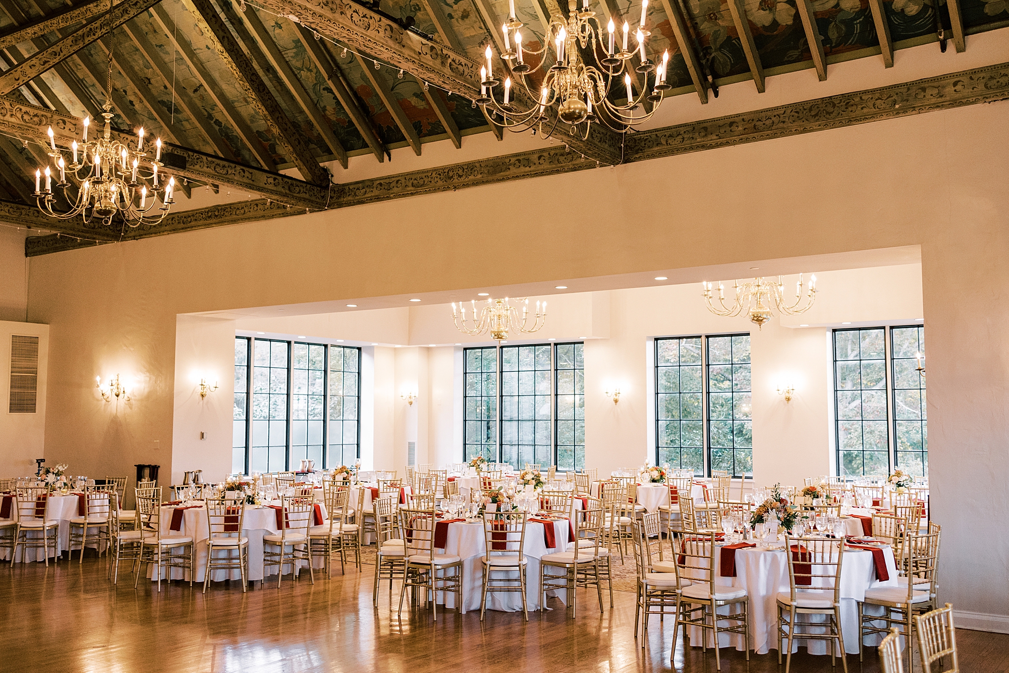 Huntingdon Valley Country Club wedding reception with circle tables