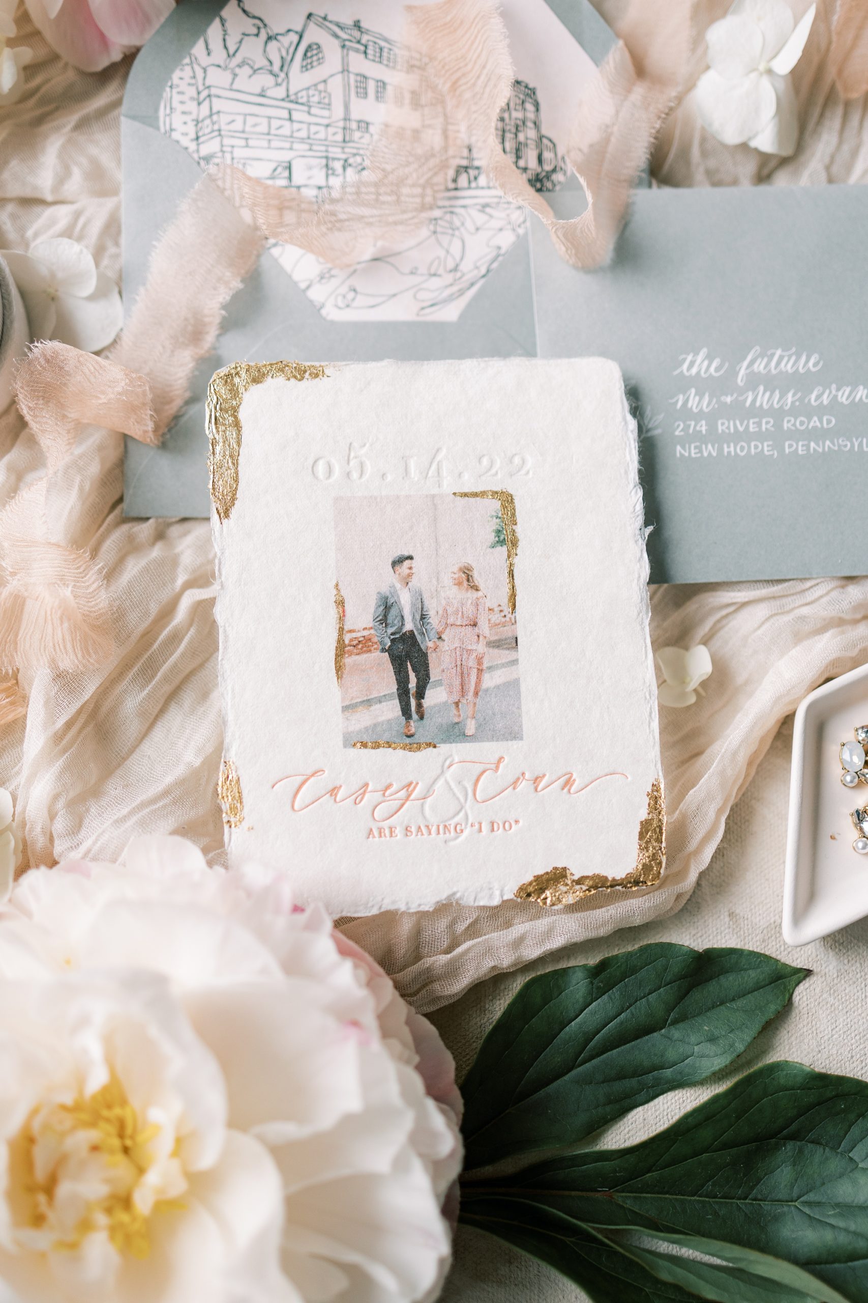 save-the-date with gold edges 